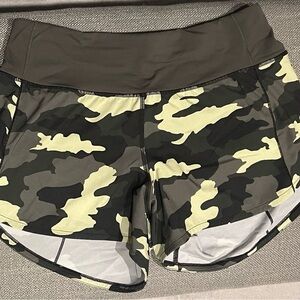 Lululemon Speed Up Short *4" Lined